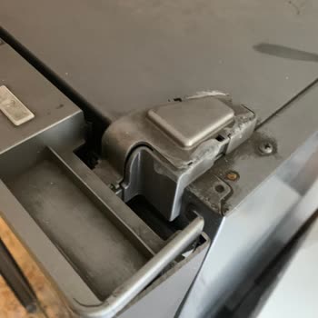 Vestel Sarıyer Servisinin Altı Aylık Çözülmeyen Arızası Ve Artan Zararları