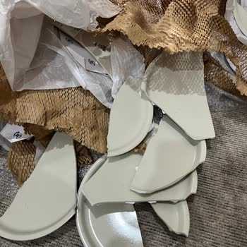 Kolay Gelsin Kargo’da Tekrarlanan Tabak Hasarı Ve Müşteri Şikayeti