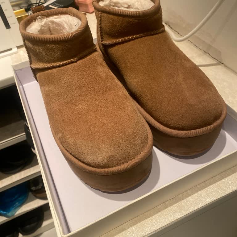 UGG Botlarda Renk Bozulması, Mağaza Tarafından Kullanıcı Hatası İddiası