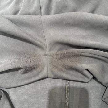 Lacoste Eşofman Ve Sweatshirtte Hızlı Renk Solması Ve Tiftiklenme İadesi Talebi