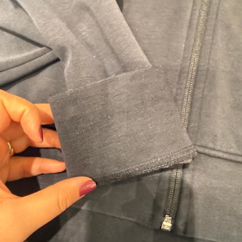 Lacoste Eşofman Ve Sweatshirtte Hızlı Renk Solması Ve Tiftiklenme İadesi Talebi