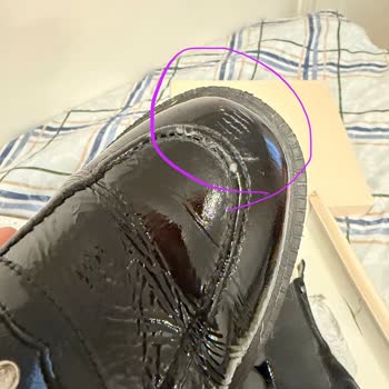 Orijinal Deri Olduğu Söylenen Botta Çatlak Ve Soyulma, Garanti İhlali Ve Değişim Reddi