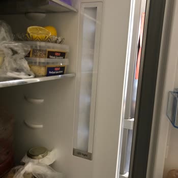 LED Lambalar Sönük Kalan Buzdolabım İçin Ücretsiz Onarım Talebi