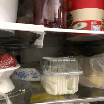 LED Lambalar Sönük Kalan Buzdolabım İçin Ücretsiz Onarım Talebi