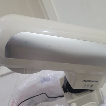 A101'den Aldığım Makine İkinci Kullanımda Çalışmadı, Servis Sonrası Kırık Ve Çizik Parçalar