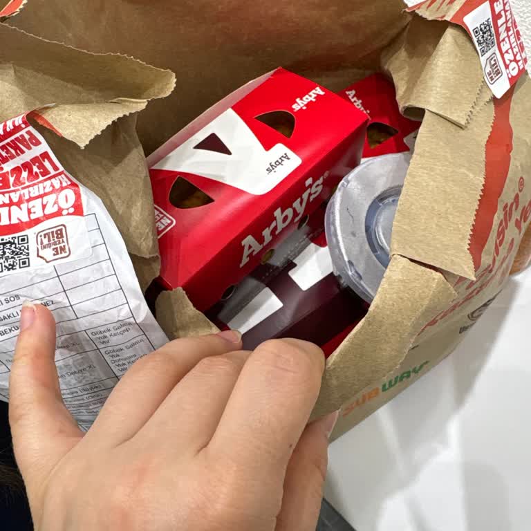 Ramazan’da Yanlış Döner Teslimatı Ve Yemeksepeti’nin Cevapsızlığı