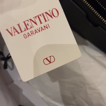 Balmain Çantasında Orijinallik Şüphesi Ve Fatura Eksikliği