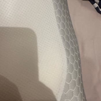 İnternetten Alınan Yastığın Çıtçıtı Bozuk, Servis Yardımcı Olmadı