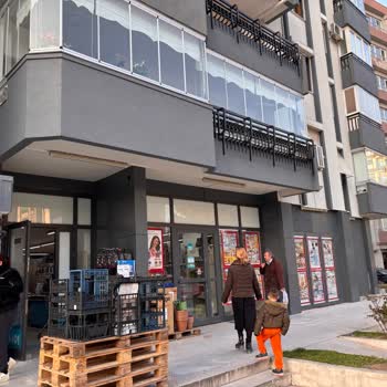 A101 Bayraklı Şubesinde Hijyen Ve Personel Sorunları