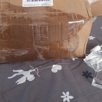 Kırılan Parfümler İçin 2.300 TL Tazminat Talebi