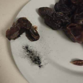 BİM'de Satın Alınan Çürük Medjoul Hurma Ve İade Talebim