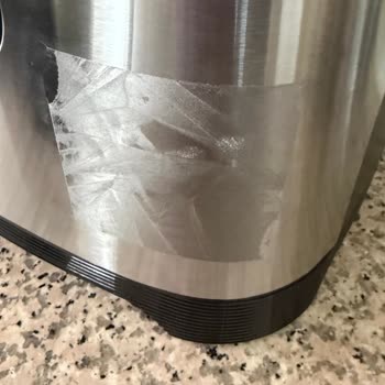 Etiket Yapışkanından Kalan Kalıcı İz İçin Şikayet