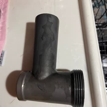 Karaca Züccaciye Parçalar Kapkara Oldu, Paslanmış Gibi Bir Görüntü Ortaya Çıktı