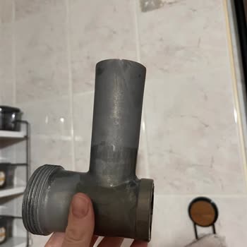 Karaca Züccaciye Parçalar Kapkara Oldu, Paslanmış Gibi Bir Görüntü Ortaya Çıktı