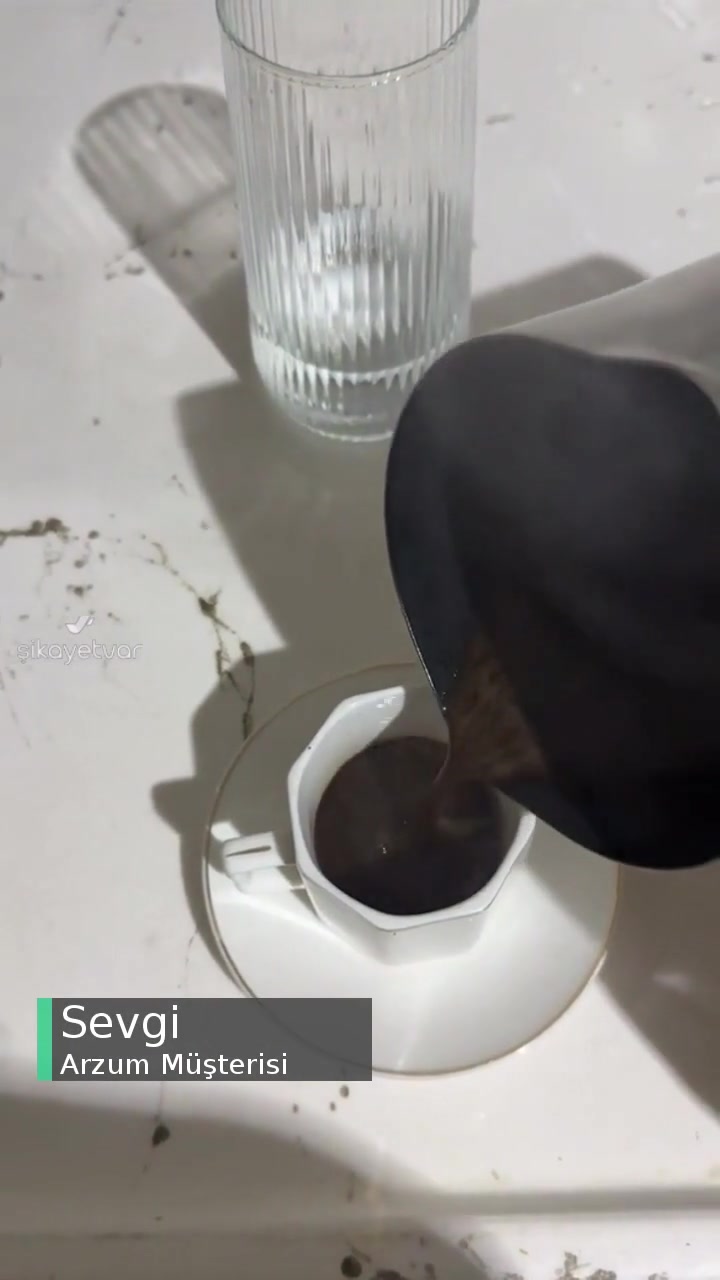 Arzum Okka Kahveyi Köpürtmüyor,&nbsp;Tam Pişirmiyor! videonun kapak resmi