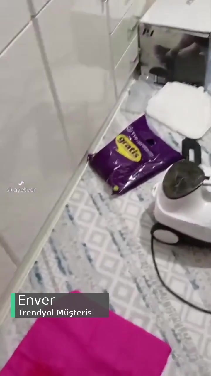 Trendyol Çok Sıcak Oluyor Ürünün Sapı Ve Su Akıtıyor! videonun kapak resmi