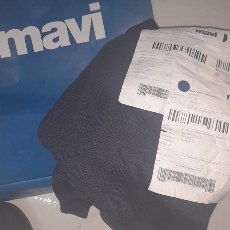 Mavi Kazakta Torba Kol Sorunu Ve Kalite Beklentisinin Bozulması