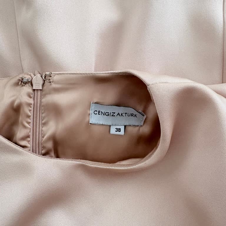 Dolap’ta Yanlış Beden Gönderimi Nedeniyle Alınan 500 TL Hizmet Bedelinin İadesi