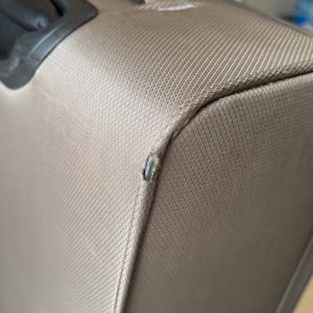 Altı Bin Liralık Pierre Cardin Valizin Tek Kullanımda Deforme Olması Ve Garanti Reddi