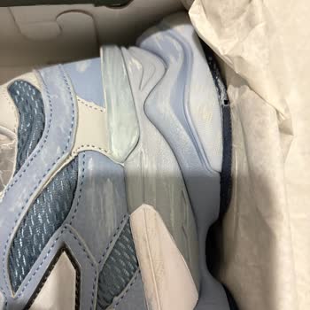 Stokta Görünen Ayakkabılar Gönderilmedi, Gelen Ürün Kullanılmış Ve Ayıplı