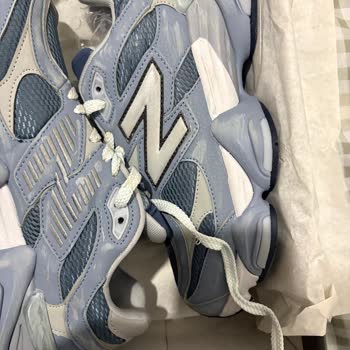 Stokta Görünen Ayakkabılar Gönderilmedi, Gelen Ürün Kullanılmış Ve Ayıplı