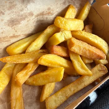 Trendyol Yemek'te Bayat ve Yanık Patatesli Köfte Menüleri İçin Yetersiz İade