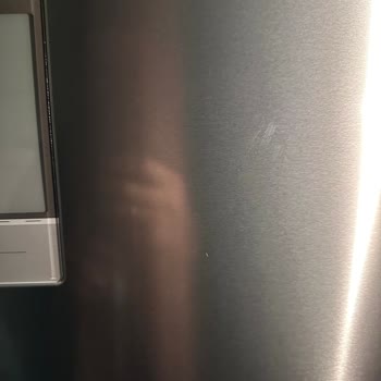 Çizik Gelen Siemens Buzdolabında Ücret Talebi Ve Yanıtsız Müşteri Hizmeti