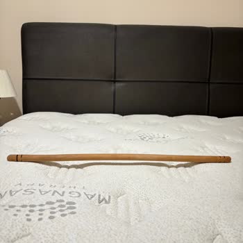 Bambi Yatak Sabahları Resmen Dayak Yemiş Gibi Uyanıyoruz