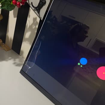 Kargo Hasarı Nedeniyle Televizyonda Ekran Kararması Ve Değişim İade Talebi