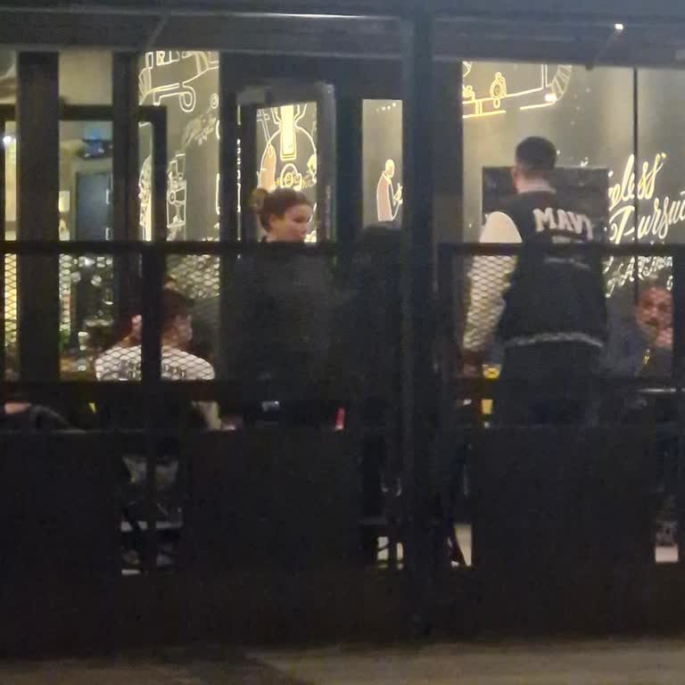 Starbucks Şubesinde Personel Davranışı Şikayetı