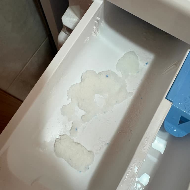 Deterjan Çözünmeyip Topak Halde Kaldığı İçin Çamaşırlar Temizlenmiyor