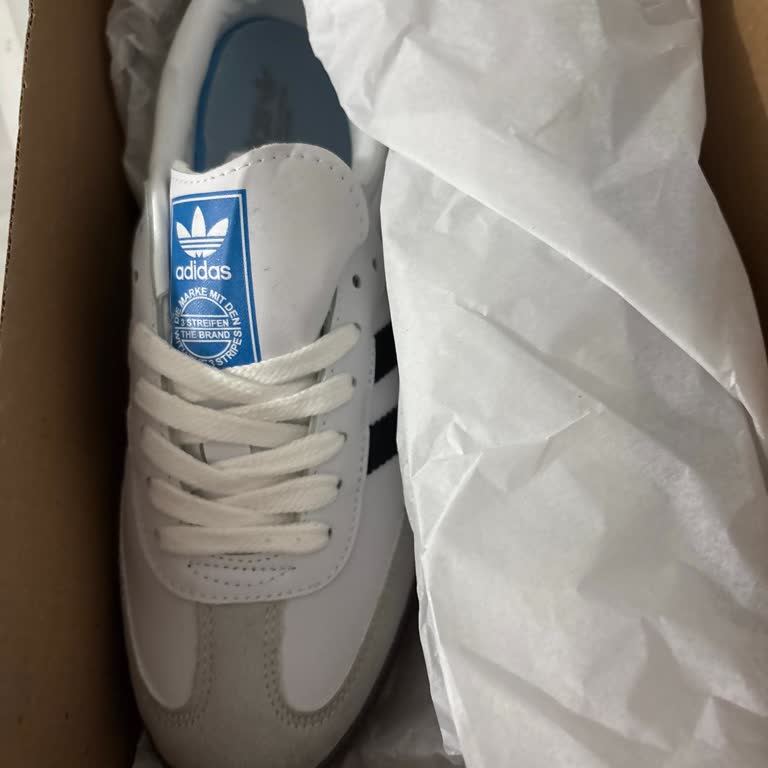 Sneaksnet’te Sürekli Yanlış Ayakkabı Gönderimi Ve Tam İade Talebi