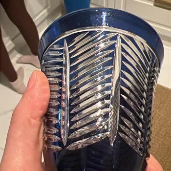 Kusursuz Kutu Açma Garantisi Kırıldı: Boya Hatalı Bardaklar Ve Eksik Hediyeler