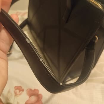 Derimod Çanta Askısı Ayıplı, Değişim Talebi Reddedildi