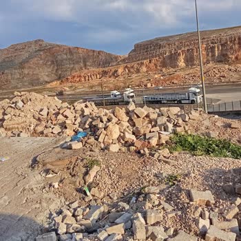 Yenice Mahallesi Yolları Yenilendi Ama Rögar Kapakları Ve Eğimli Kısımları Bakımsız