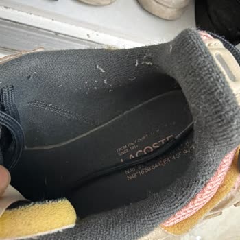 Lacoste Ayakkabısında Hızlı Tüylenme Ve Satıcı Desteğinin Yetersizliği