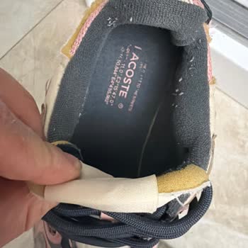 Lacoste Ayakkabısında Hızlı Tüylenme Ve Satıcı Desteğinin Yetersizliği