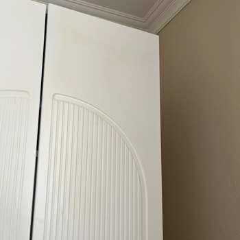 Bursa Nilüfer Ak Evim Şubesinde Dolap Kapakları Sararıp Çekmeceler Açılmıyor Ve Cevap Gelmedi