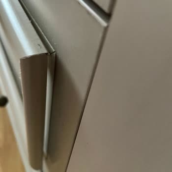 Vivense'den Gelen Ayıplı Ve Eksik Dolap İçin İade Talebi Reddedildi