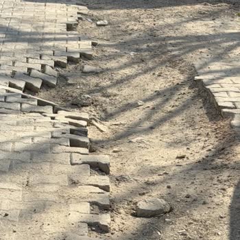 Kazı Sonrası Bozuk Yol Ve Toz Sorunu İçin Acil Onarım Talebi