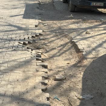 Kazı Sonrası Bozuk Yol Ve Toz Sorunu İçin Acil Onarım Talebi