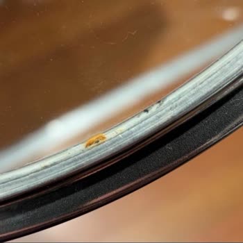 Korkmaz Ürünün Daha İkinci Haftasında Kapağında Paslanma Oluştu