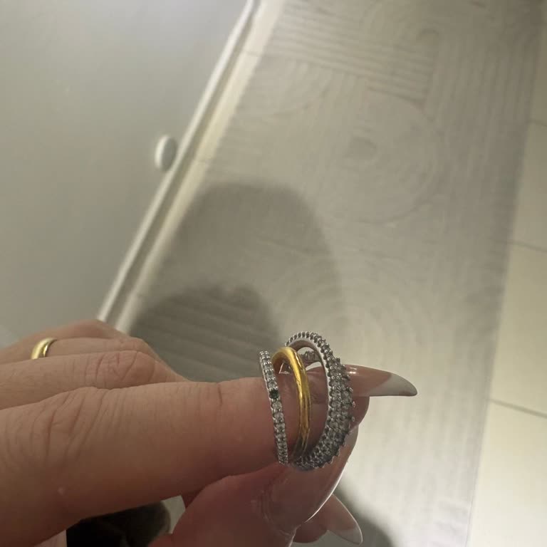 Taşı Düşen Swarovski Halka Küpede Garanti Kapsamında Değişim İsteği