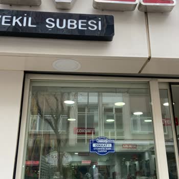 Çocuklu Anne Mağazada Saygısız Çalışanın Tehditkar Davranışı