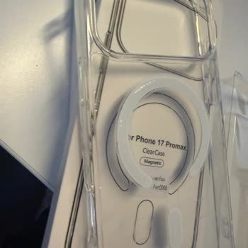 Instagram Reklamındaki Yanıltıcı Telefon Kılıfı Gerçek Ürünle Eşleşmiyor