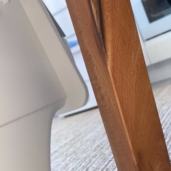 Hasarlı Sandalyelerin Değişimi İçin Acil Çözüm Talebi