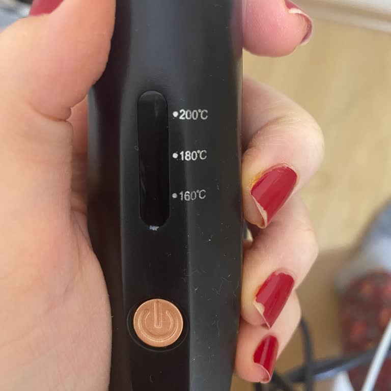 Hepsiburada'da Arızalı Saç Şekillendiricide İade Ve Değişim Talebi Yanıtsız