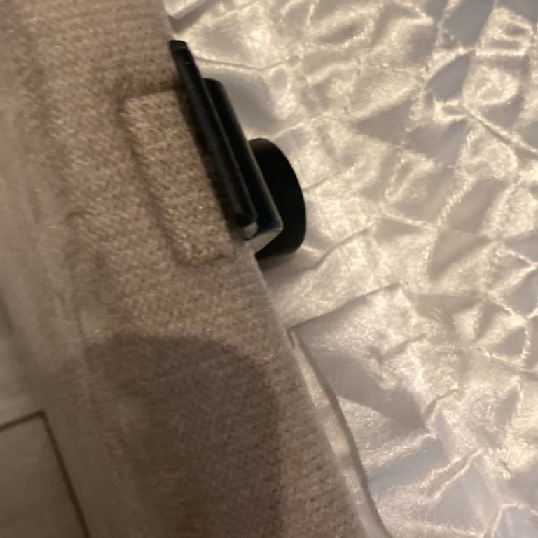 Kırık Baza Ve Yanıtsız Servis: Ürün Değişimi Talebi