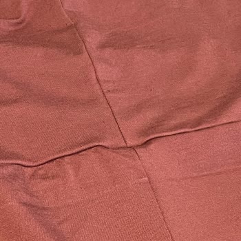 Kalite Sorunu: İlk Yıkamada Lekelenen Giyim Ürünüm İçin İade Talebi