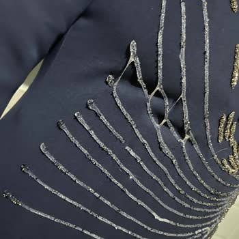 Zühre Tekstil Yanlış Bilgilendirme Sonucu Kullanılamaz Hale Gelen Elbisem